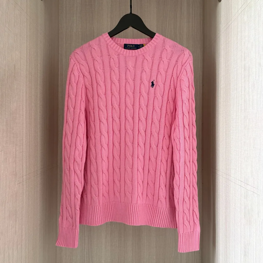 P200 💰 RALPH LAUREN twelve colors classic small label embroidered round neck long-sleeved knitted sweater top Twelve colors Colors: white, black (white label), gray (white label), pink, red, khaki, apricot, navy (red label), coffee, black (red label), navy (white label), gray (navy label), apricot Size: S M L XL Material: cotton Weight: 650g
